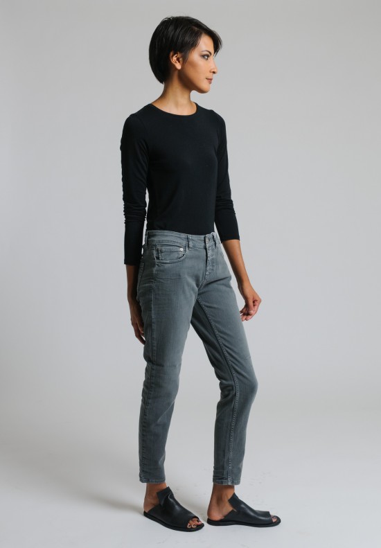 Closed Cropped Narrow Jeans in Grey	