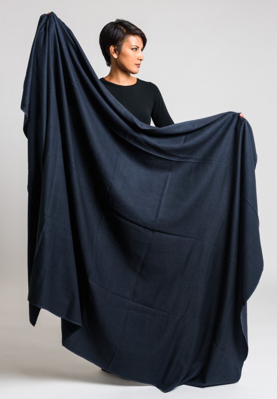 Denis Colomb Solid Color Throw in Dark Charcoal	