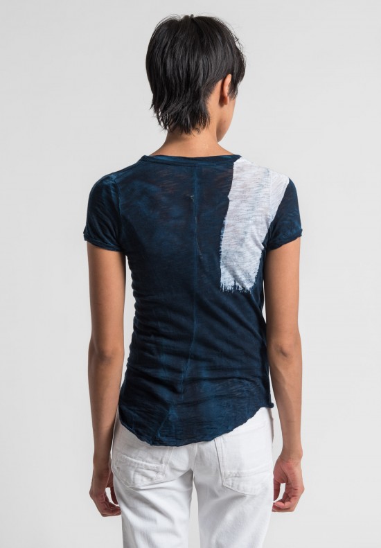 Gilda Midani Pattern Dyed Round Neck Short Sleeve Tee in Deep Blue/White	