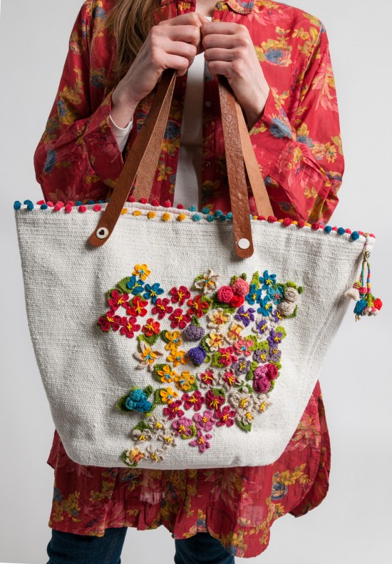 Péro Crochet & Beaded Flowers Cotton/Leather Tote in Natural	