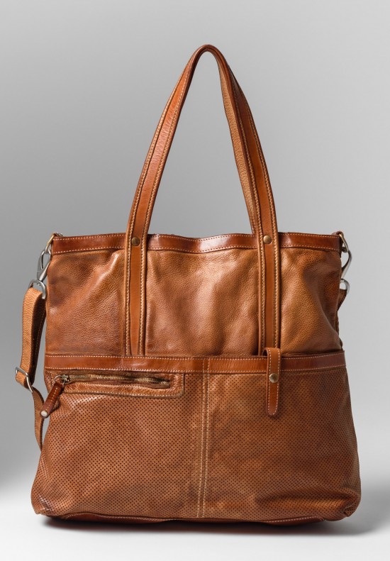 Vive La Difference Leather Focus Tote in Sand Gold	