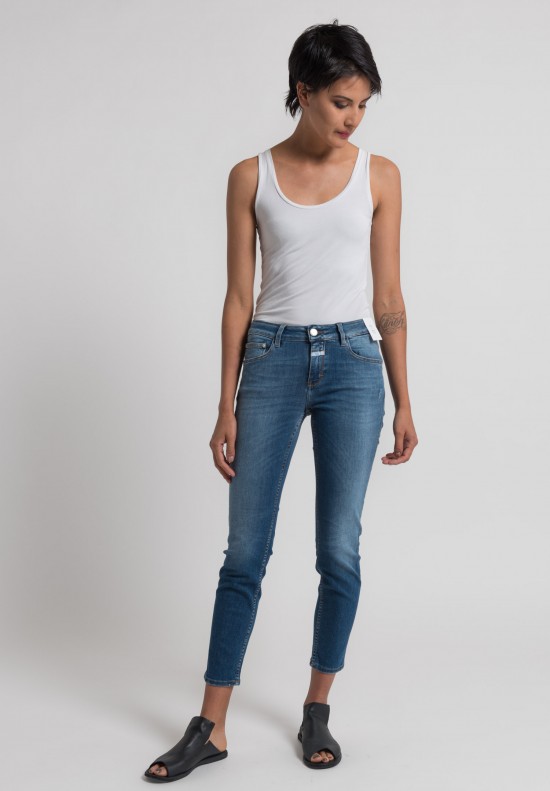 Closed Baker Cropped Narrow Jeans in Summer Mid Blue	