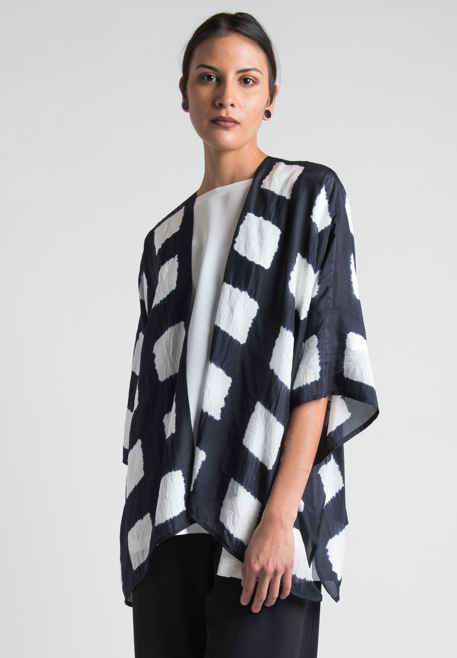 Eskandar Silk Short Sleeve Square Shibori Jacket in Indigo | Santa Fe ...