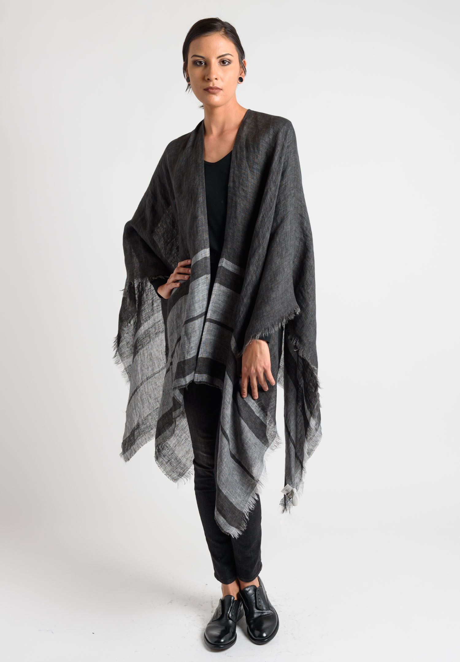 Destin Woven Linen Strip Print Poncho in Grey | Santa Fe Dry Goods ...