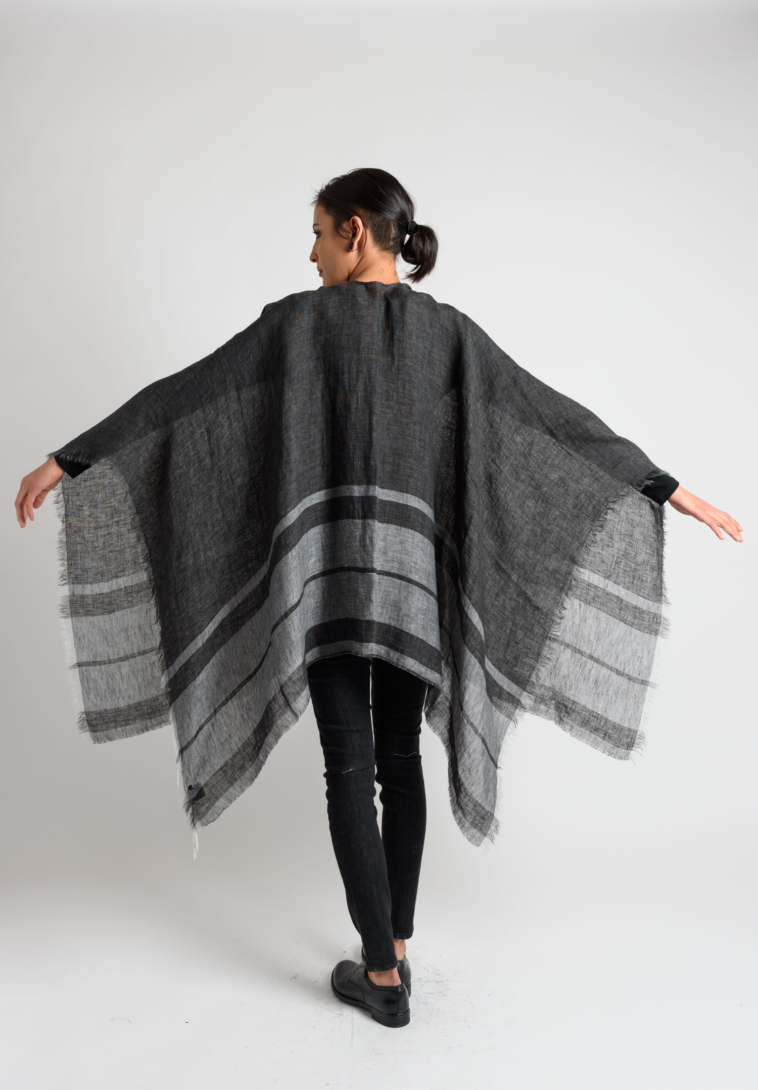 Destin Woven Linen Strip Print Poncho in Grey | Santa Fe Dry Goods ...