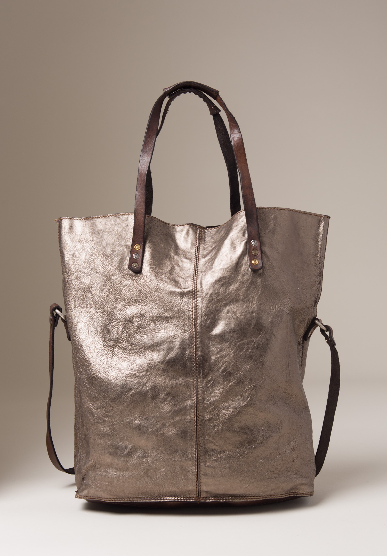 Campomaggi Leather Large Metallic Tote in Steel Grey | Santa Fe Dry ...