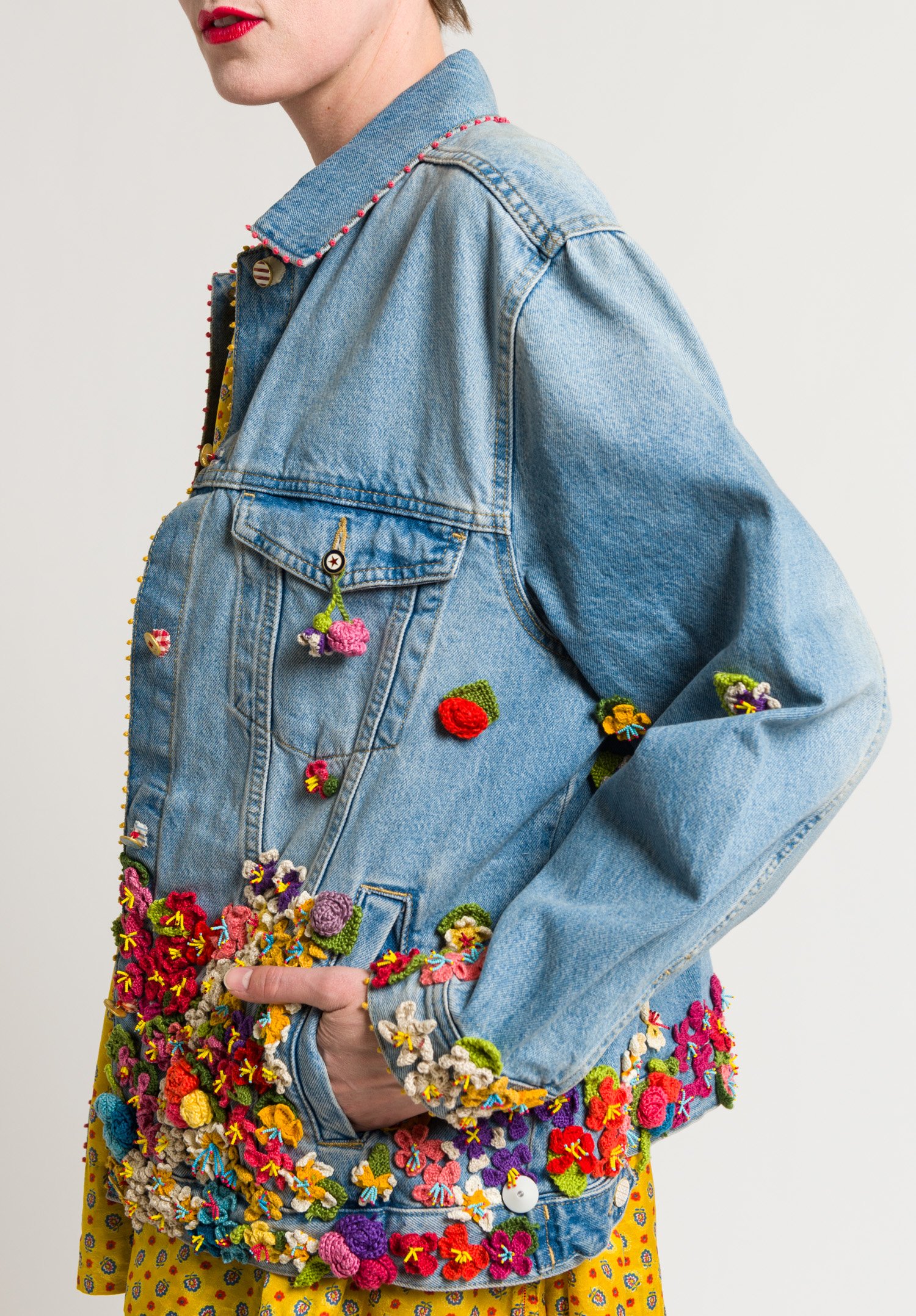 Péro Limited Edition Denim Jacket in Crocheted Flowers Light | Santa Fe