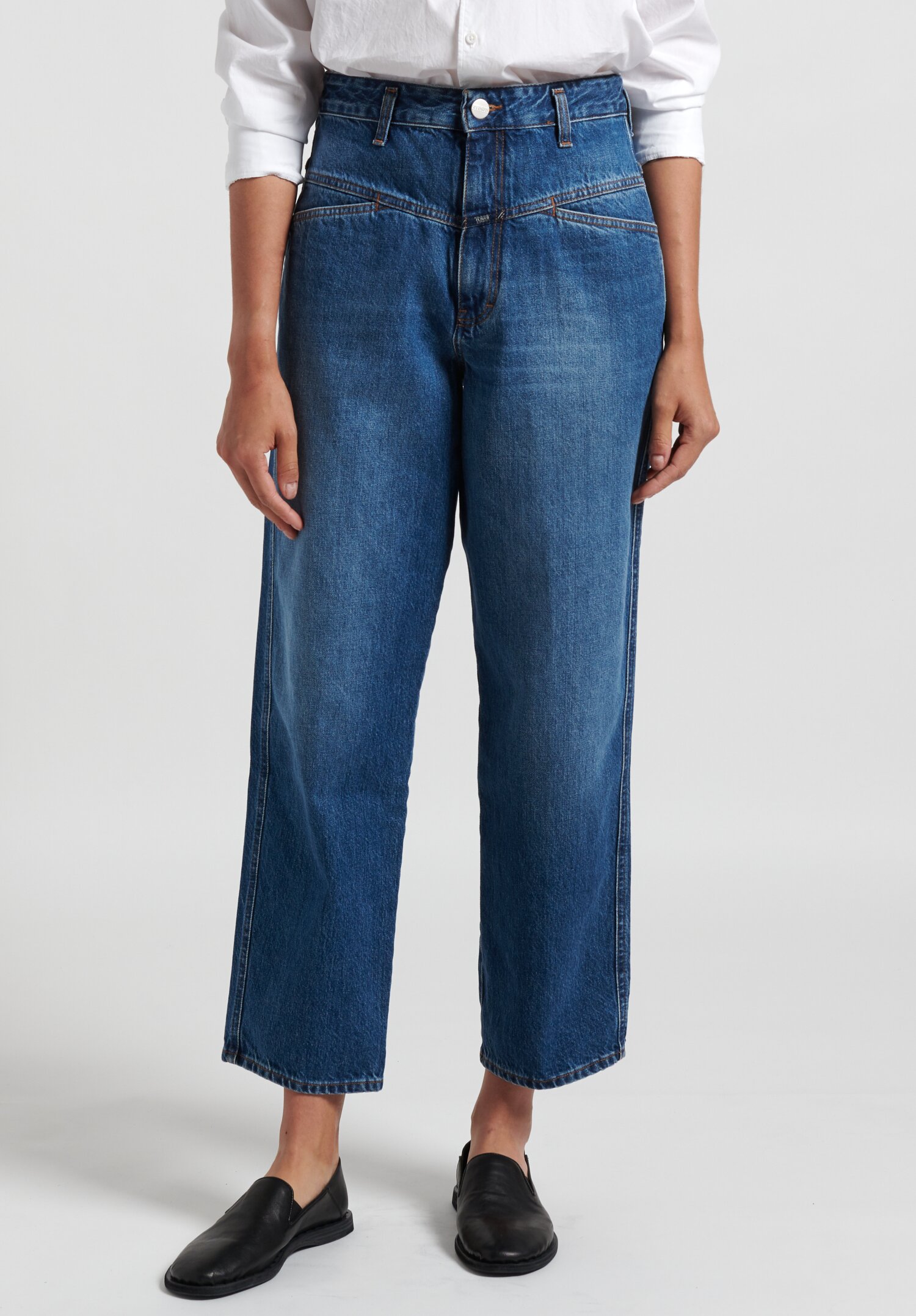 Closed Worker '85 High-Rise Jeans in Mid-Blue | Santa Fe Dry Goods ...