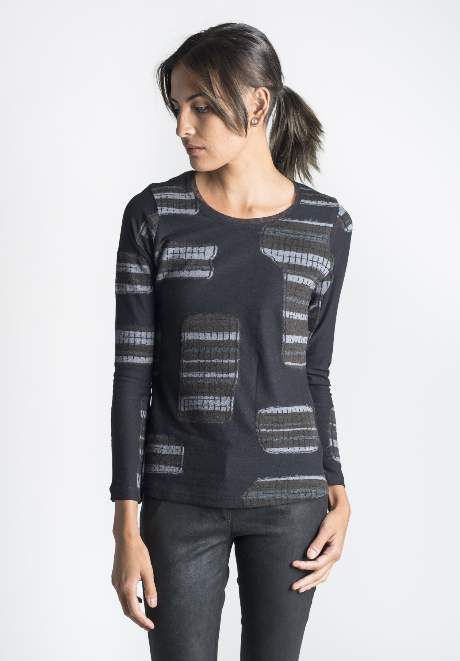 Yoshi Yoshi Patch Sweater in Black | Santa Fe Dry Goods Trippen ...