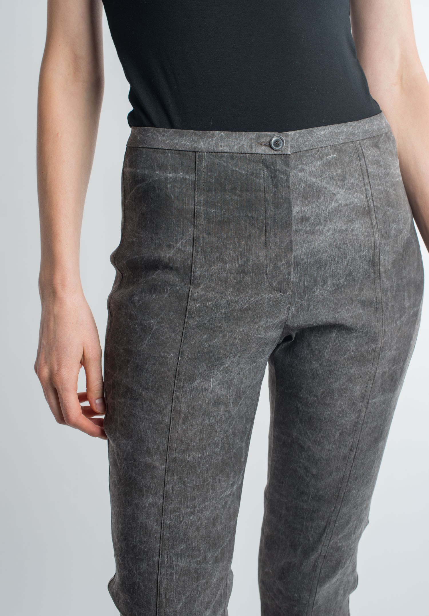 Annette Görtz Mid-Rise Slim Stretch Linen Pant in Marone | Santa Fe Dry ...