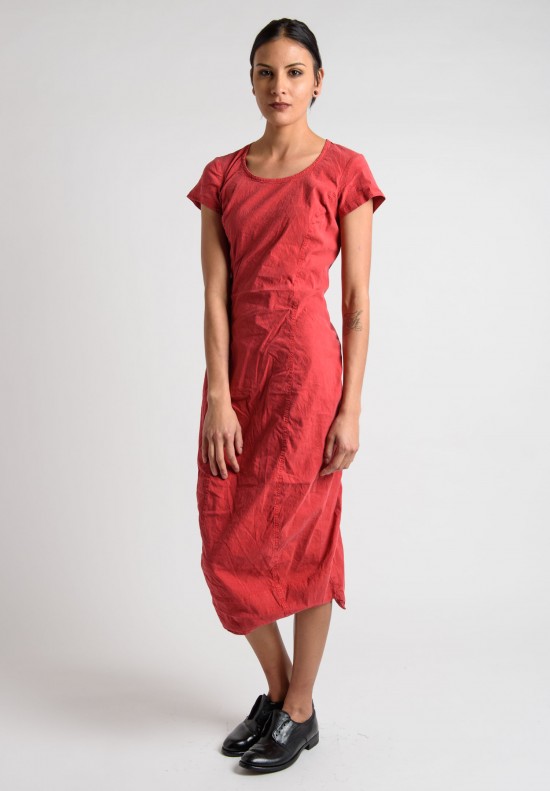 Rundholz Black Label Short Sleeve Crew Neck Semi-Fitted Dress in Strawberry	