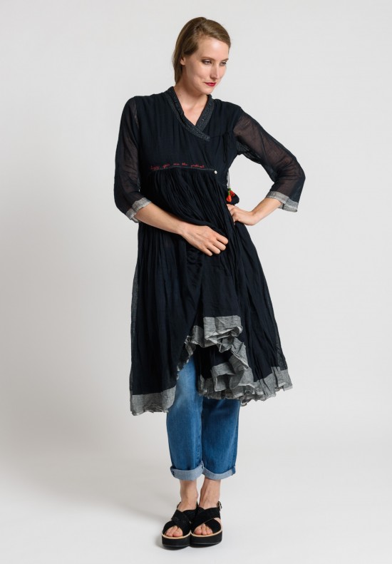 Péro V-Neck Peasant Dress in Black	