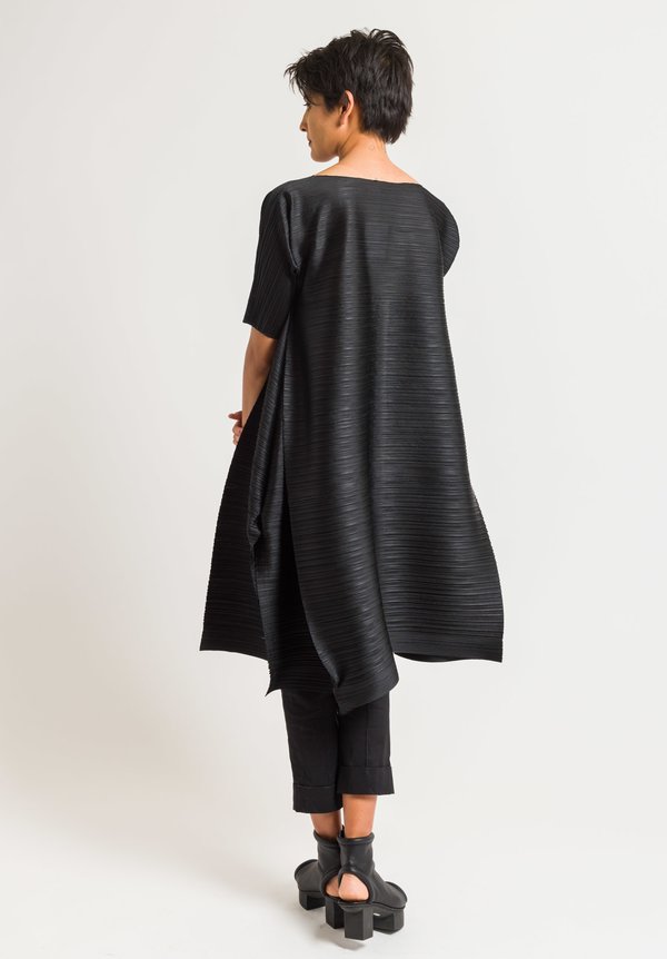 Issey Miyake Pleats Please Edgy Bounce Dress in Black