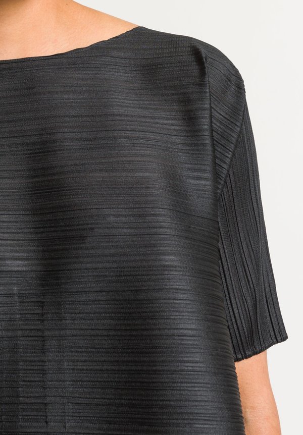 Issey Miyake Pleats Please Edgy Bounce Dress in Black