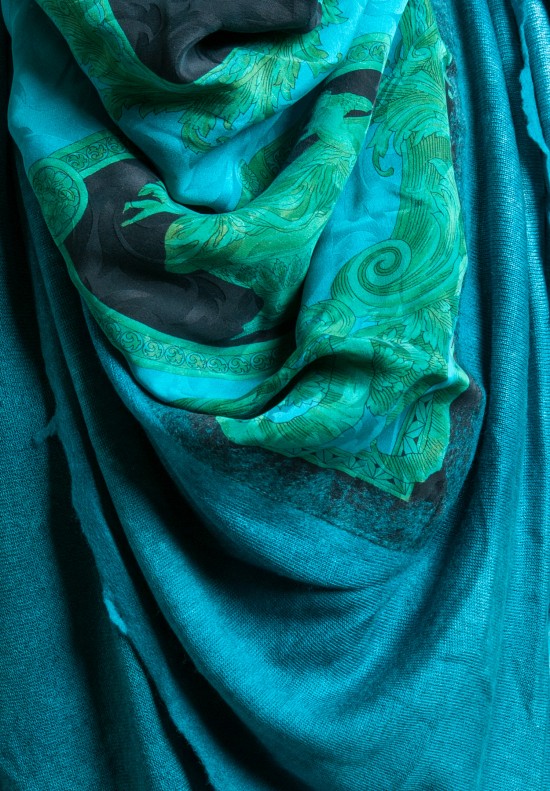 Avant Toi Cashmere/Silk Cupid's Kiss Print Scarf in Turquoise	