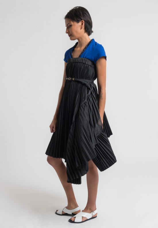 Sacai Pleated Classic Shirting Dress in Black	