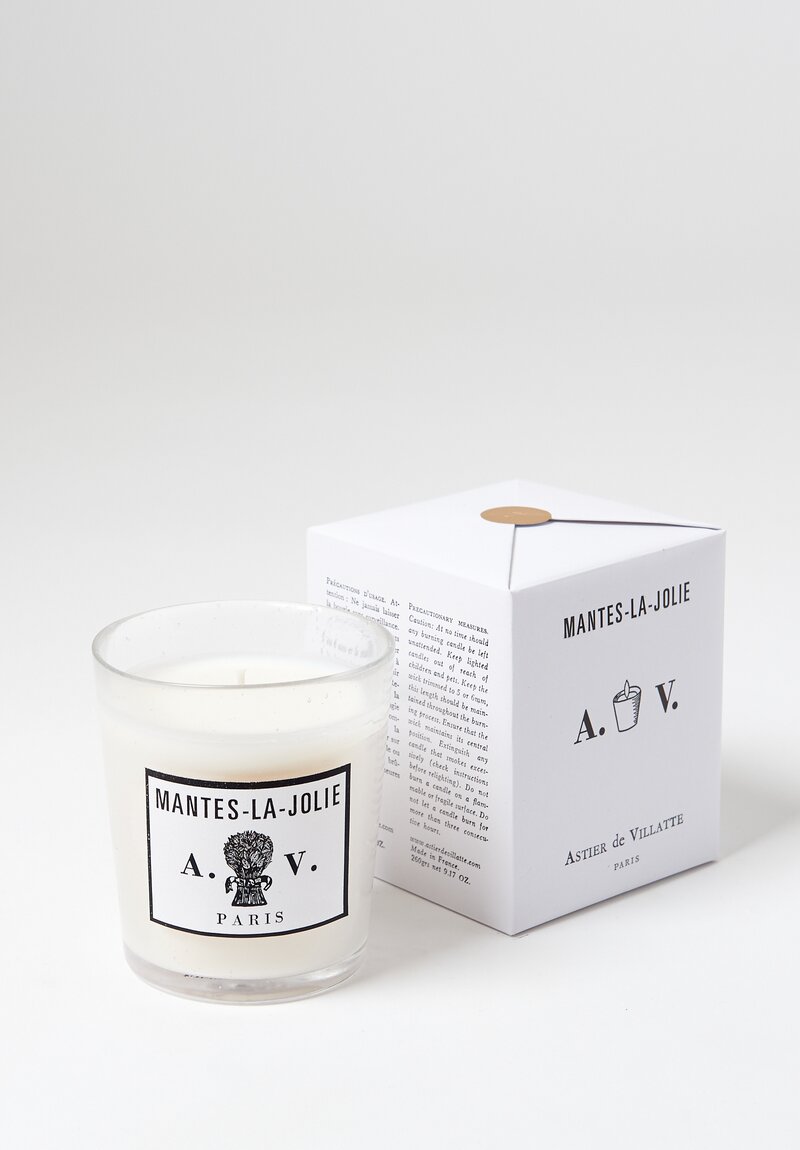 Renowned for their signature approach to handmade ceramics, Astier de Villatte and Ivan Pericoli have been designing home goods since 1996. They follow in the tradition of the great 18th and 19th century Parisian ceramic studios. Astier de Villatte handcr