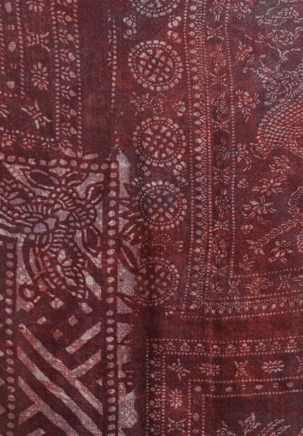 Alonpi Cashmere Cashmere/Silk Printed Scarf in Nikki Red	