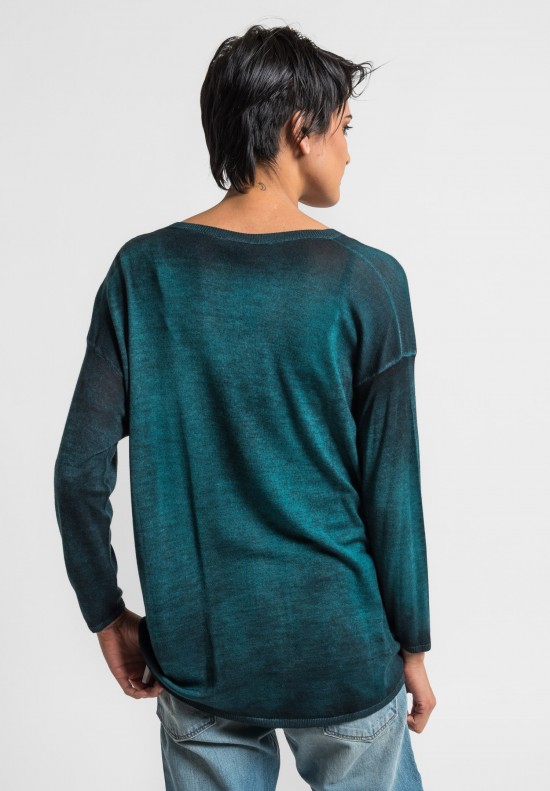 Avant Toi Lightweight V-Neck Sweater in Turquoise	