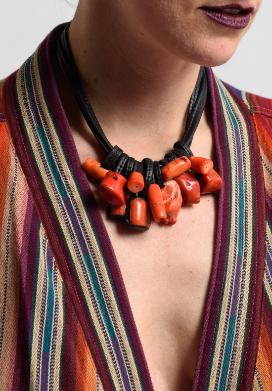 Monies UNIQUE Coral & Ebony Short Necklace	