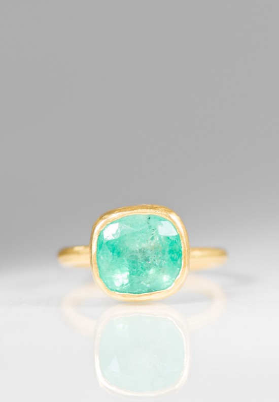 Margery Hirschey 22K & Emerald Ring	