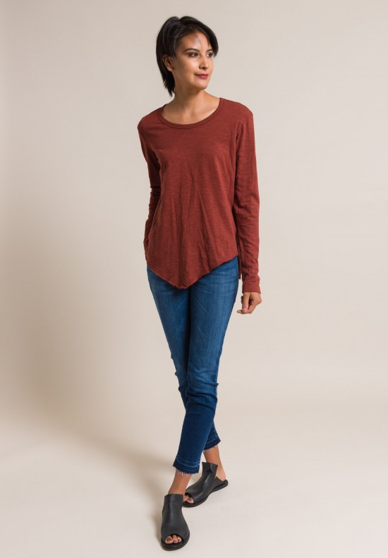 Wilt Long Sleeve Shrunken Pointed Hem Tee in Pepper