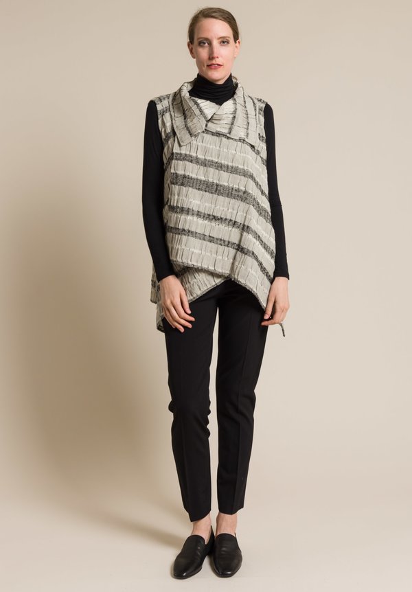 Nuno Wool/Cotton Reversible Midaredan Sleeveless Vest in White/Black