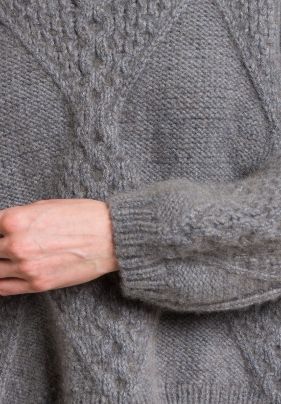 Hania Cashmere Swanilda Turtleneck Sweater in Dark Grey