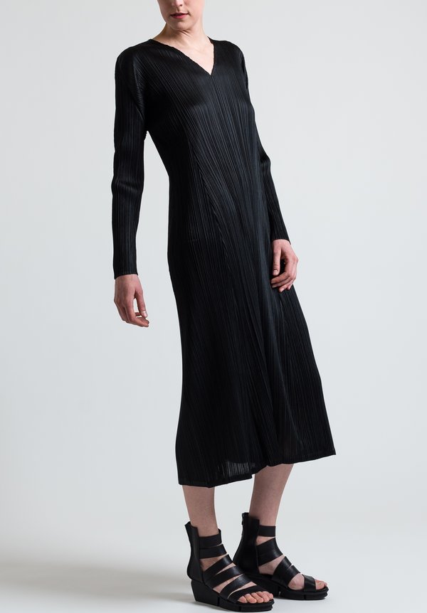 Issey Miyake Pleats Please November Dress in Black | Santa Fe Dry