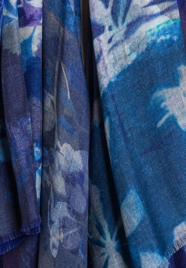 Alonpi Cashmere Cashmere/Silk Printed Scarf in Dandelion Blue