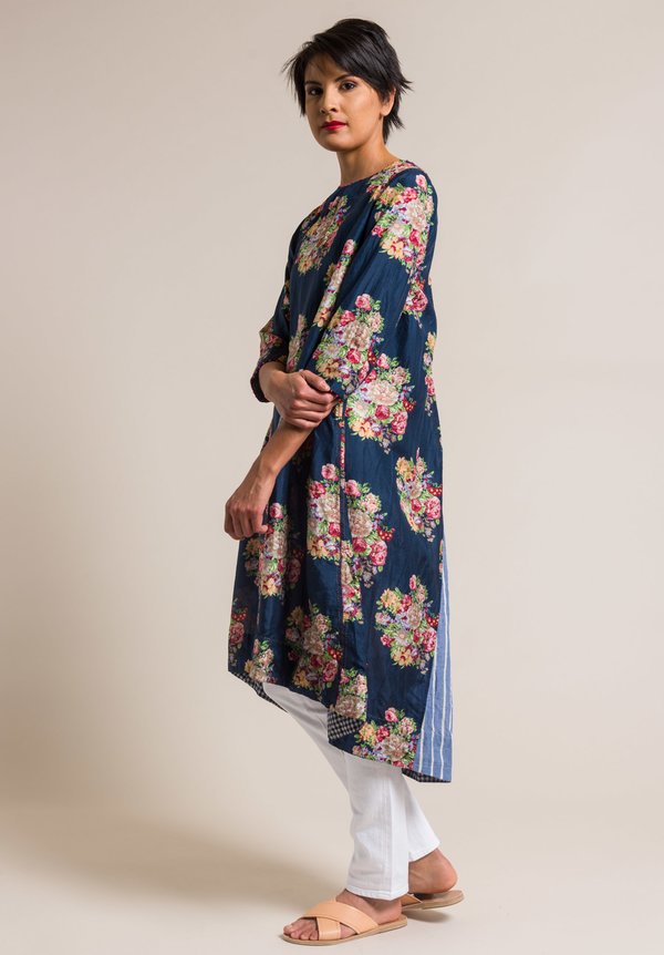 Péro by Aneeth Arora Silk Pink Floral & Stripe Back Panel Tunic in Navy Blue