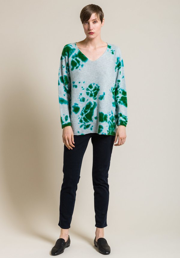Suzusan Cashmere V-Neck Madara Shibori Sweater in Emerald/Light Grey ...