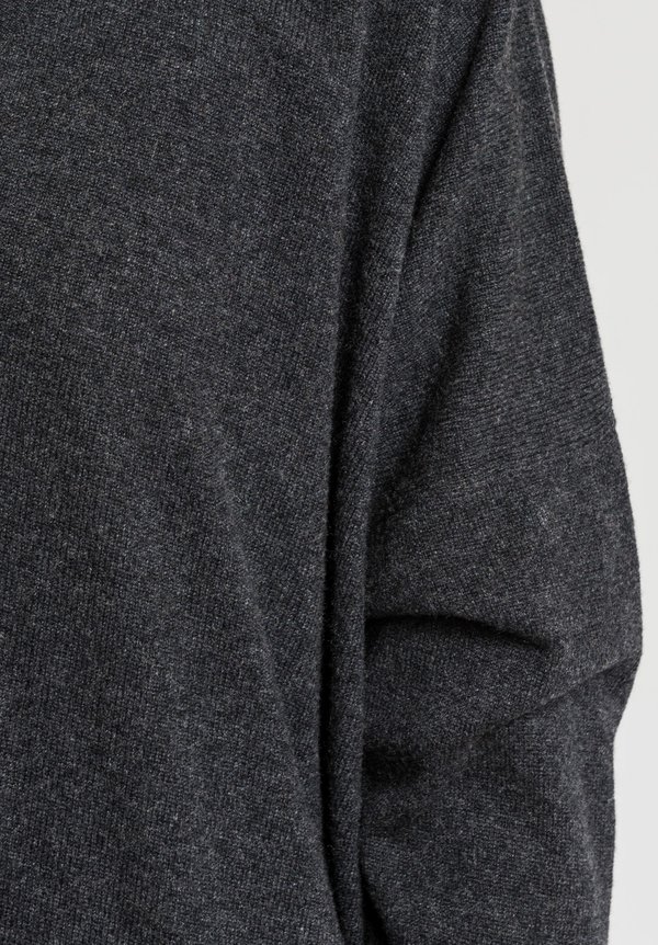 Hania Marley Cashmere V-Neck Sweater in Charcoal