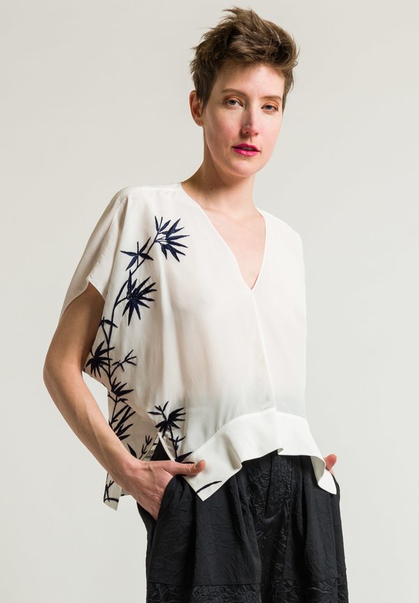 Ms Min Bamboo Motif Top in White