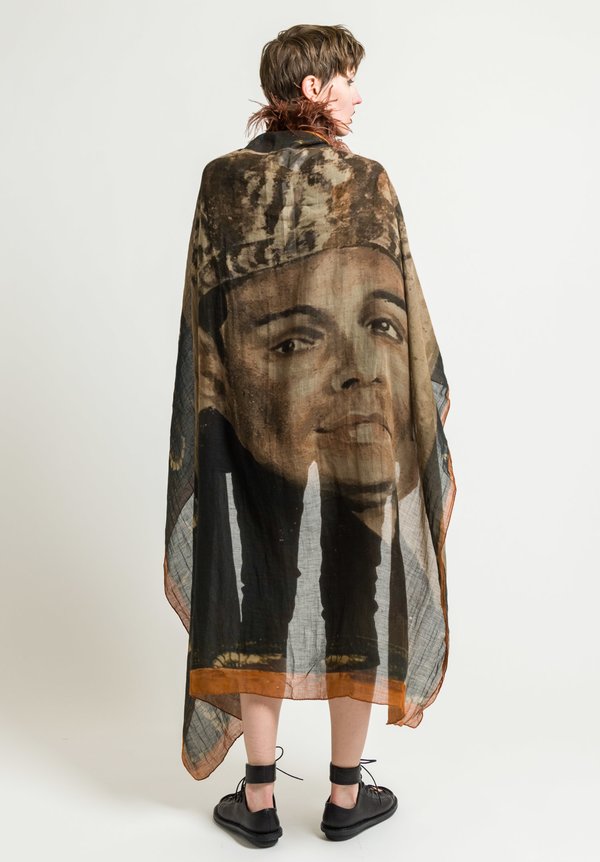 Rundholz Feathers & Face Print Shawl in Des. 002