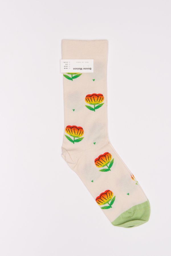 Bonne Maison Calf Length Socks in Flower/Natural
