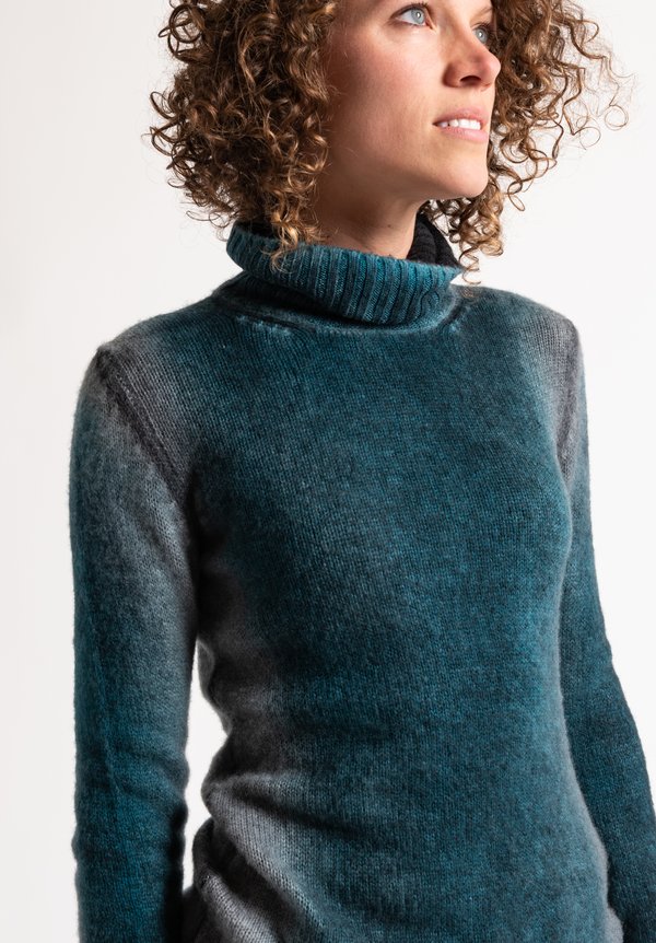 Avant Toi Turtleneck Ombre Sweater in Turquoise