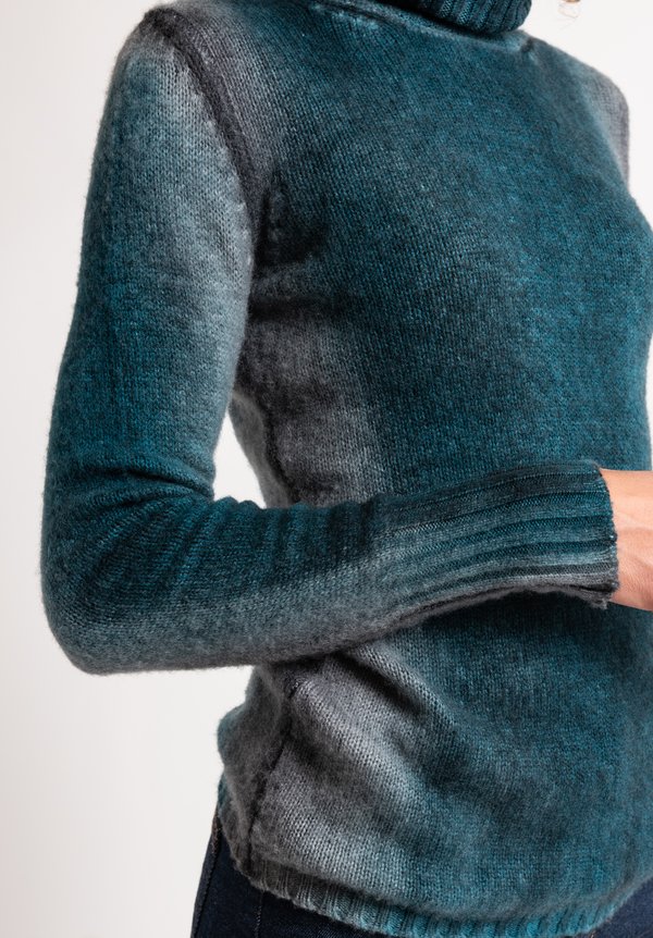 Avant Toi Cashmere Turtleneck Ombre Sweater in Turquoise