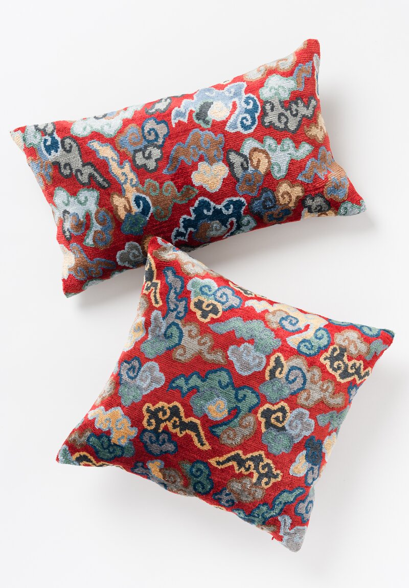 Tibet Home Hand Knotted & Woven Square Pillow in Cloud Red	