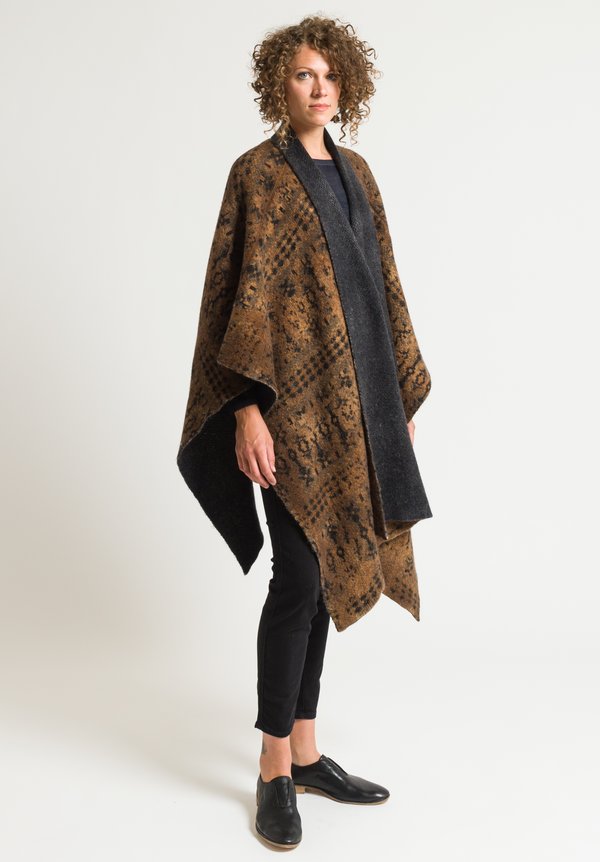 Avant Toi Jacquard Effect Poncho in Suede	
