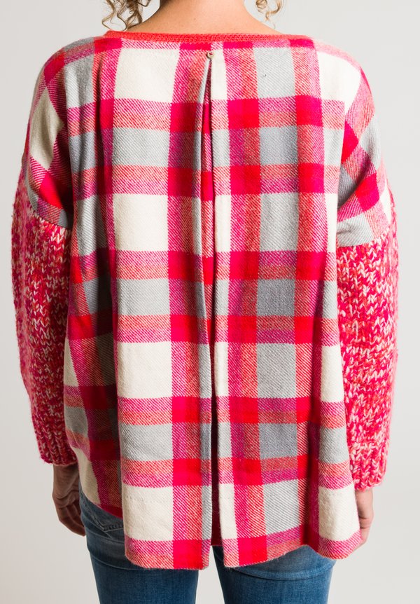 Pero Oversized Sweater in Pink/ Coral	