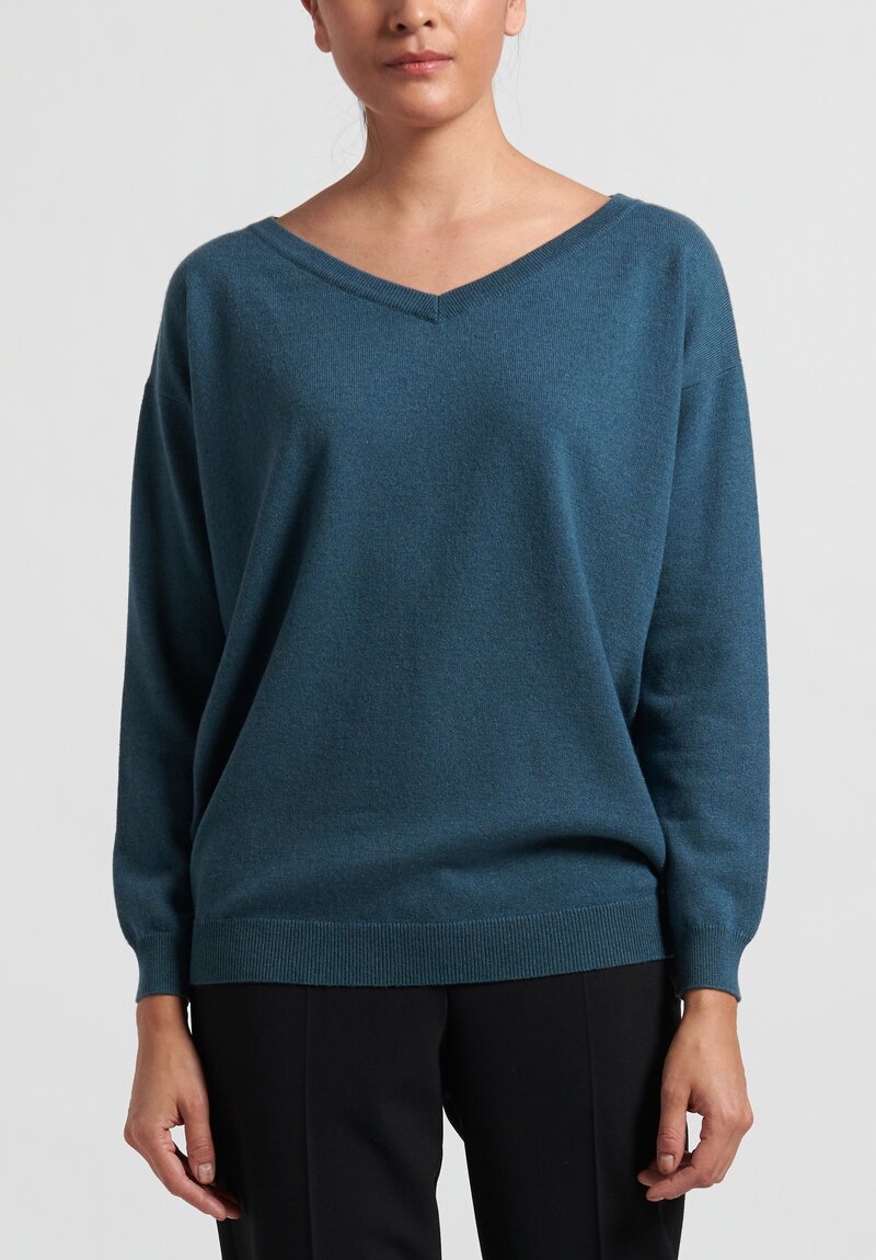 Brunello Cucinelli Cashmere Relaxed V-Neck Sweater in Teal	