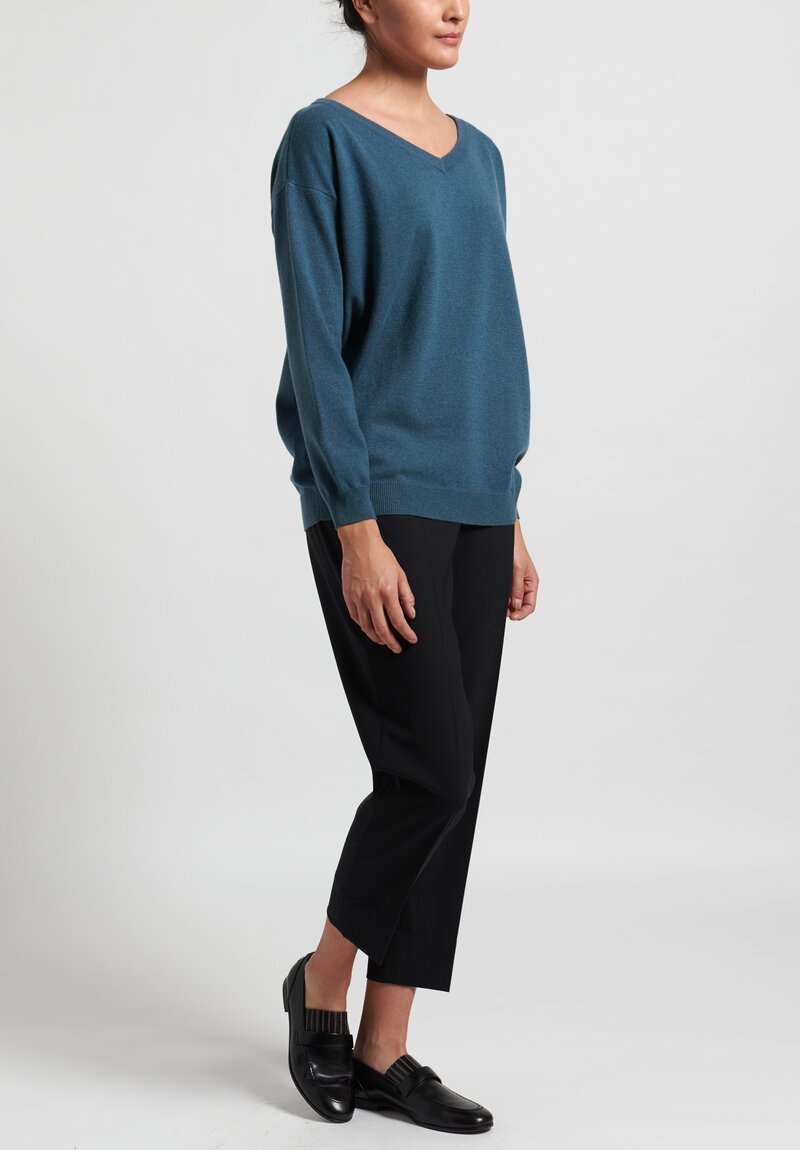 Brunello Cucinelli Cashmere Relaxed V-Neck Sweater in Teal	