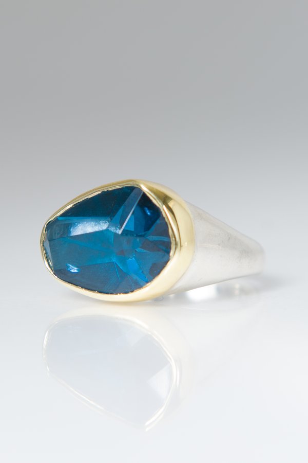 Margoni Sterling London Blue Topaz Ring	