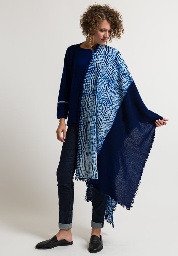 Suzusan Felted Shibori Scarf in Dark Blue/ White | Santa Fe Dry