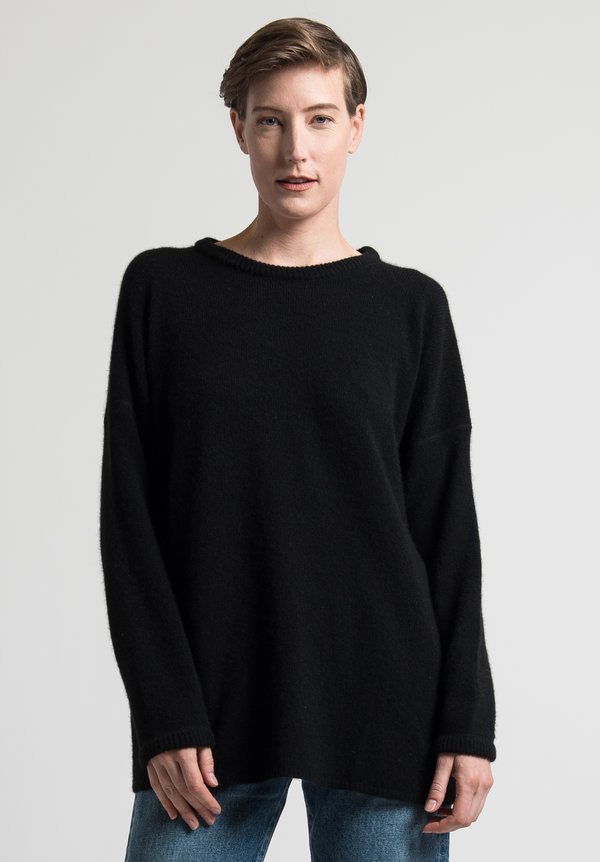 Kaval Pullover Sweater in Black	