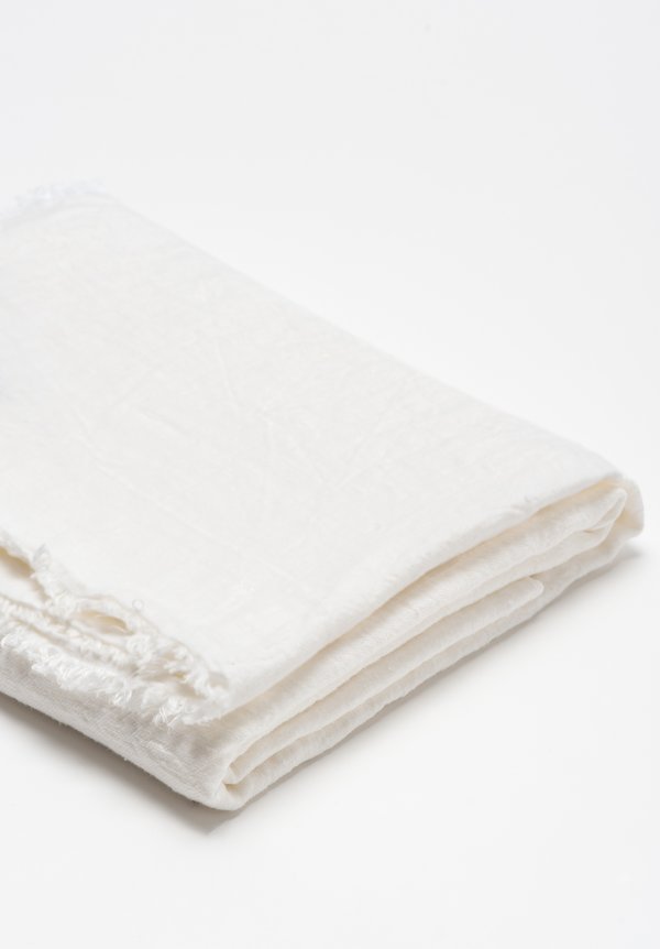 Maison de Vacances Crumpled Washed Linen Throw in Blanc / Ecru	