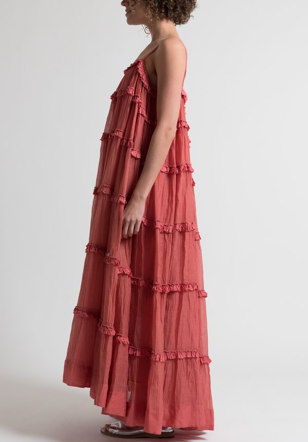 Péro Long Ruffle Dress in Pink	