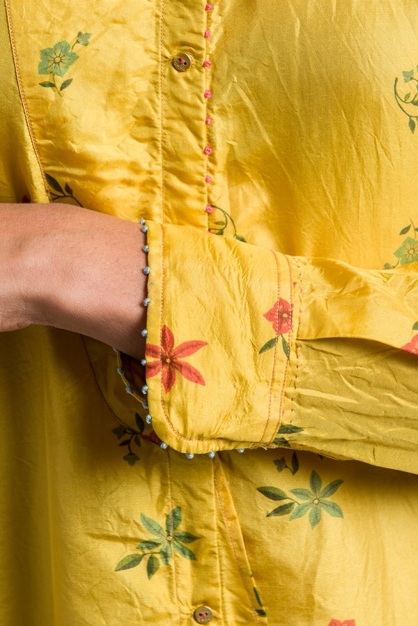 Péro Floral Button-Down Tunic in Yellow	