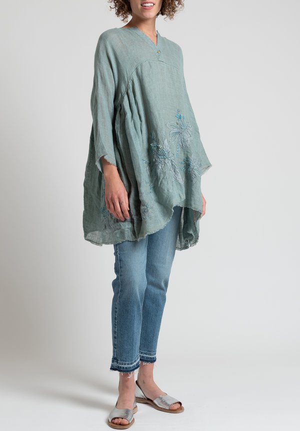 Péro Oversized Embroidered Floral Top in Ocean	